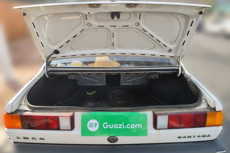 Used Volkswagen Santana Classic 2007 1.8L Jingchang Model
