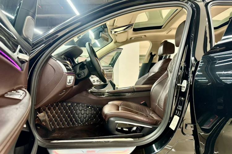 Used BMW 7 Series 2017 730Li Luxury Model
