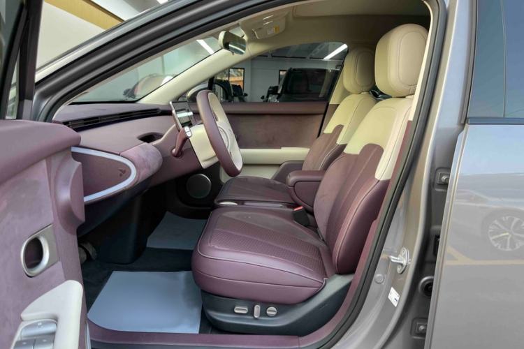 Used firefly firefly 2025 Illuminated Edition