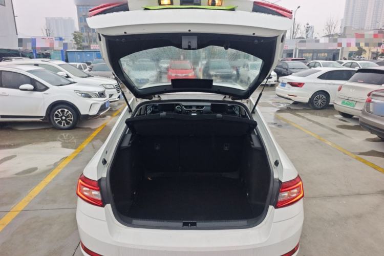 Used Skoda Octavia 2019 TSI230 DSG Luxury Edition