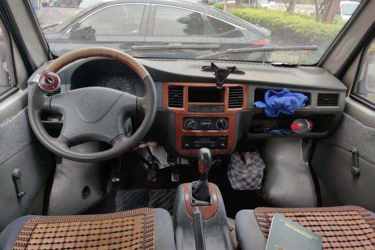 Used Wuling Zhiguang 2013 1.0L Practical Version
