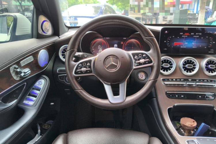 Used Mercedes-Benz GLC 2020 Facelift GLC 300 L 4MATIC Dynamic Edition
