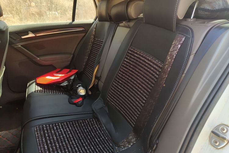 Used Volkswagen Golf 2015 1.4TSI Automatic Flagship Model
