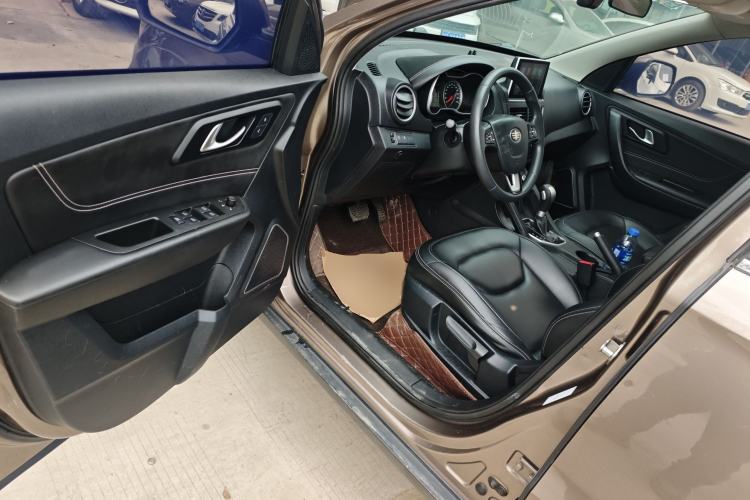 Used Bestune X40 2017 1.6L Automatic Prestige Edition Driver Seat