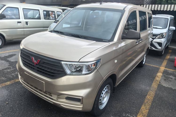 Used Wuling Hongguang V 2019 1.5L Jingqu Version China VI LAR