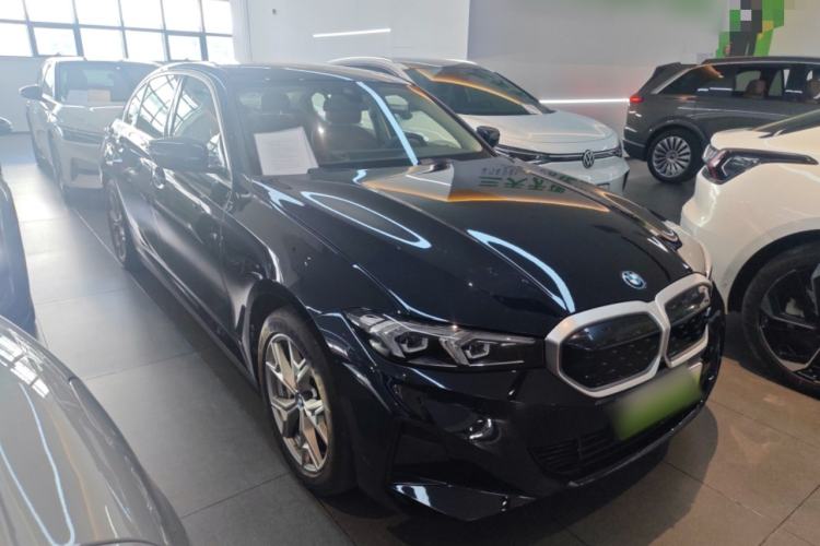 Used BMW i3 2024 eDrive 35 L
