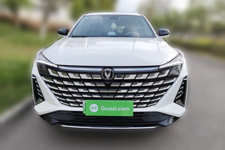 Used Changan UNI-Z New Energy 2024 Blue Whale Smart Electric iDD 125km Beyond Edition