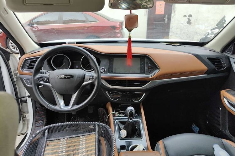 Used Zotye T300 2017 1.5L Manual Luxury Model
