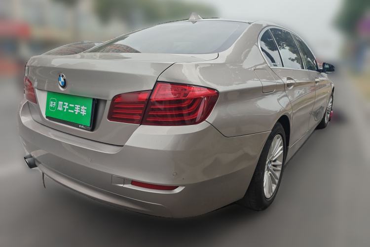Used BMW 5 Series 2014 525Li Leading Model
