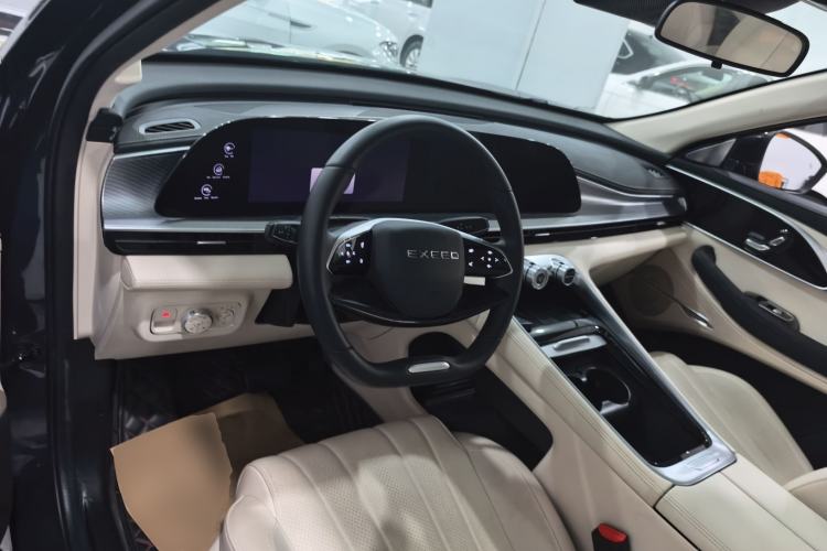 Used EXEED Lingyun 2024 300T Two-Wheel Drive Starlight Edition