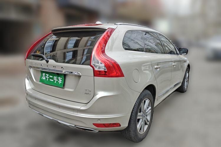 Used Volvo XC60 2017 T5 AWD Smart Range Edition Rear Right 45 Deg