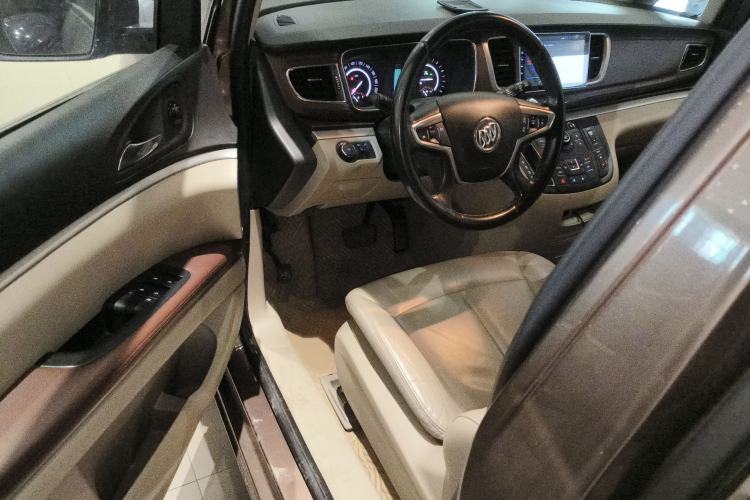 Used Buick GL8 2018 28T Luxury Model China VI Standard