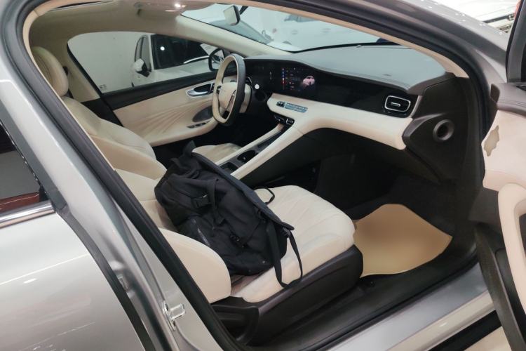 Used Roewe D7 2023 EV 510km Rear-Drive Excellence Edition Right Front Seat