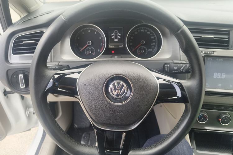 Used Volkswagen Golf 2015 1.6L Automatic Comfort Model