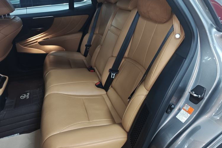 Used Lexus LS 2021 500h Excellence Edition
