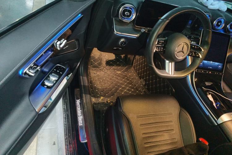 Used Mercedes-Benz C-Class 2022 Restyled C 260 L Sport Edition Driver Seat