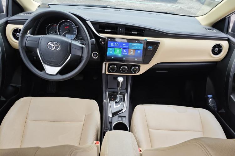 Used Toyota Corolla 2017 Revised Version 1.2T S-CVT GL Center Console