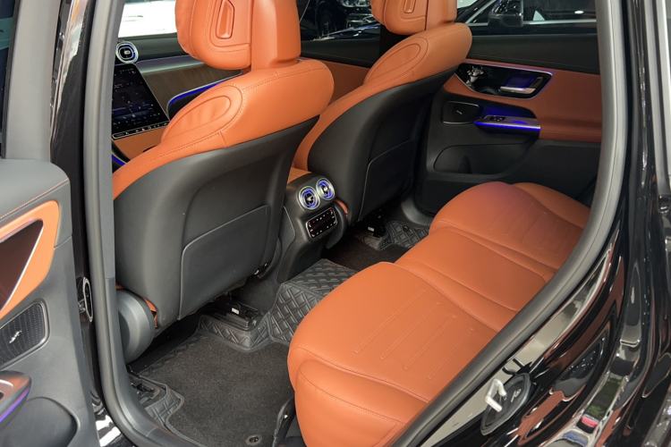 Used Mercedes-Benz GLC 2025 Refreshed GLC 300 L 4MATIC Dynamic Version 5 Seats