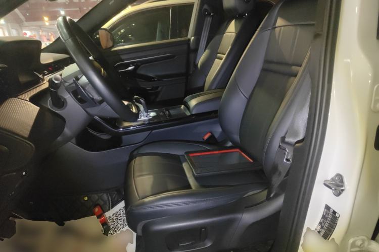 Used Land Rover Range Rover Evoque 2021 Range Rover Velar 249 PS R-Dynamic S Performance Edition
