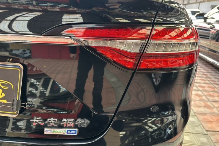 Used Ford Taurus 2019 EcoBoost 245 Comfort Edition
