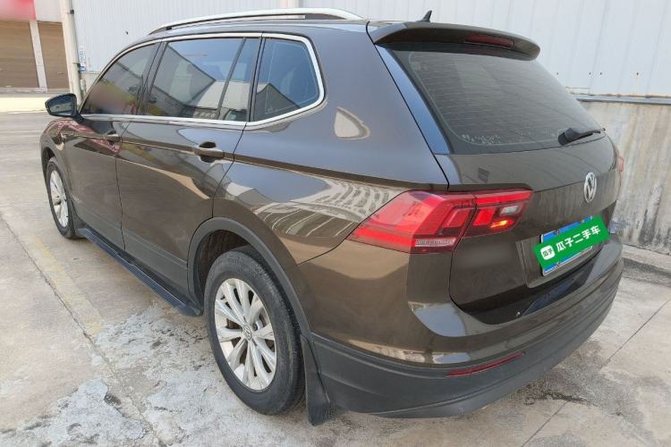 Used Volkswagen Tiguan L 2018 330TSI Automatic Two-Wheel Drive Luxury Edition Rear Left 45 Deg