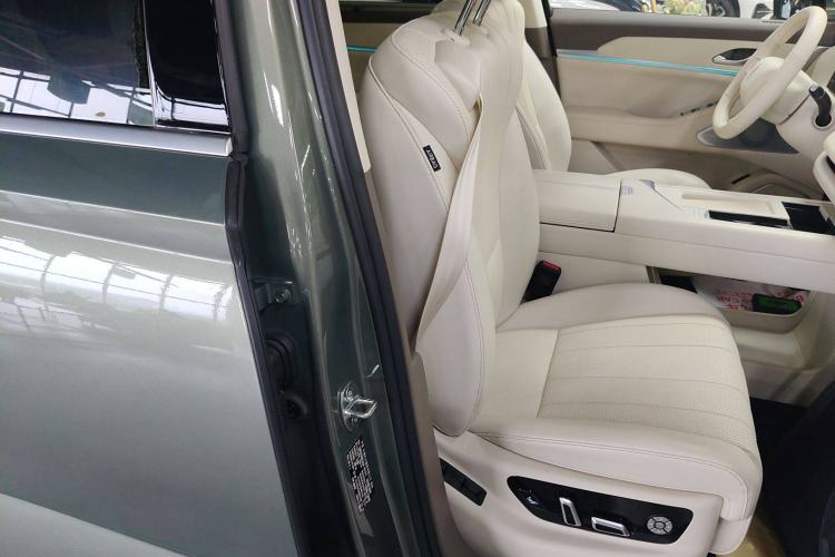 Used Wey Lanshan 2025 Four-Wheel Drive Max