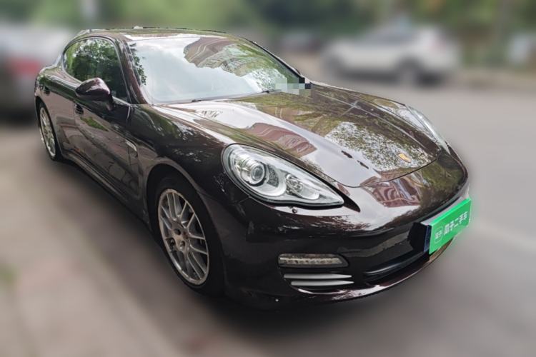 Used Porsche Panamera 2010 Panamera 4 3.6L Front Right 45 Deg