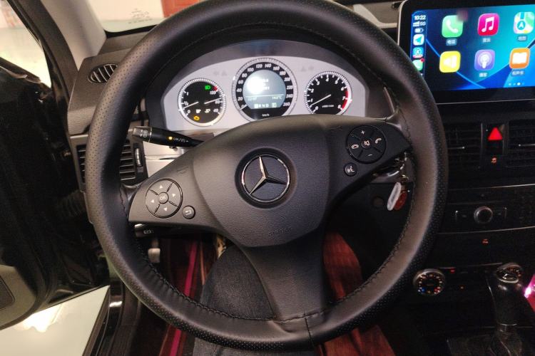 Used Mercedes-Benz GLK-Class 2011 GLK 300 4MATIC Dynamic Model