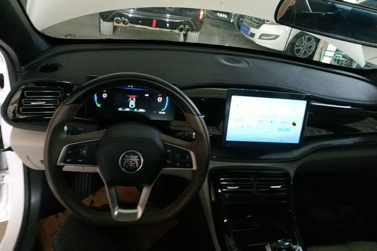 Used BYD Qin PLUS 2024 HONOR Edition DM-i 55KM Leading Model
