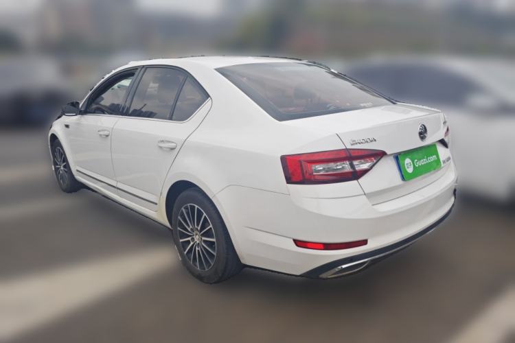 Used Skoda Octavia 2018 1.6L Automatic Luxury Edition