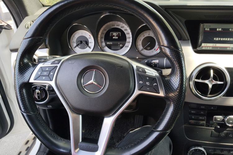 Used Mercedes-Benz GLK-Class 2015 GLK 260 4MATIC Dynamic Edition Ultimate Version