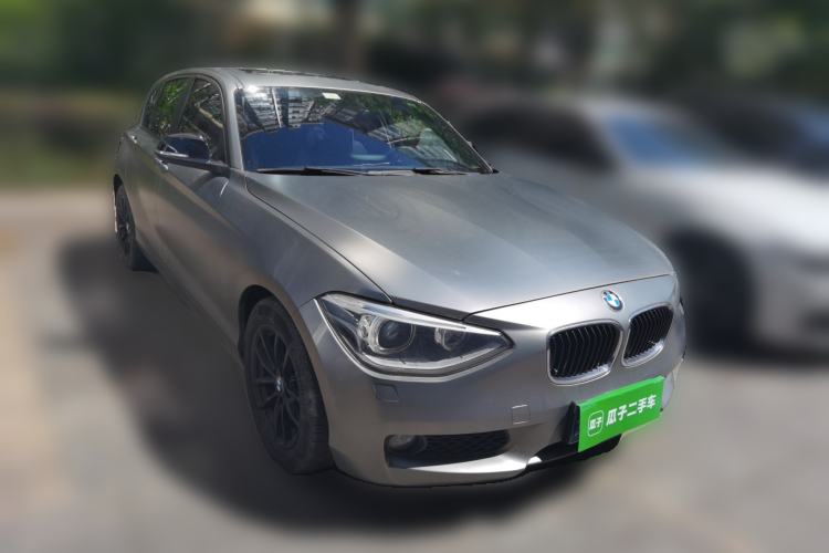 Used BMW 1 Series 2012 118i Leading Model Front Right 45 Deg