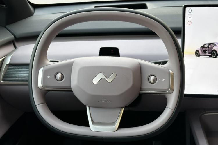 Used ONVO L60 2024 60 kWh All-Wheel Drive
