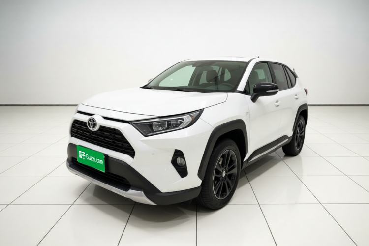 Used Toyota RAV4 2022 2.0L CVT 4x4 Style Plus Edition