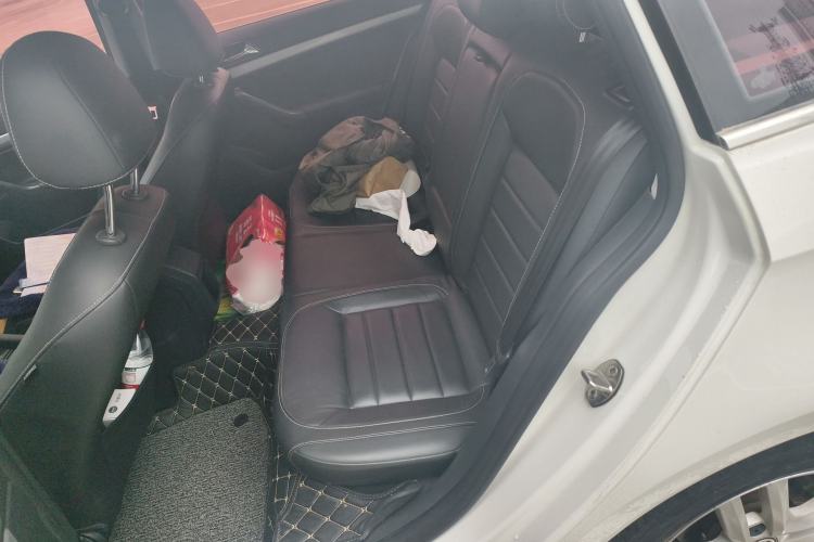 Used Volkswagen Gran Lavida 2017 180TSI DSG Comfort Edition Left Rear Seat