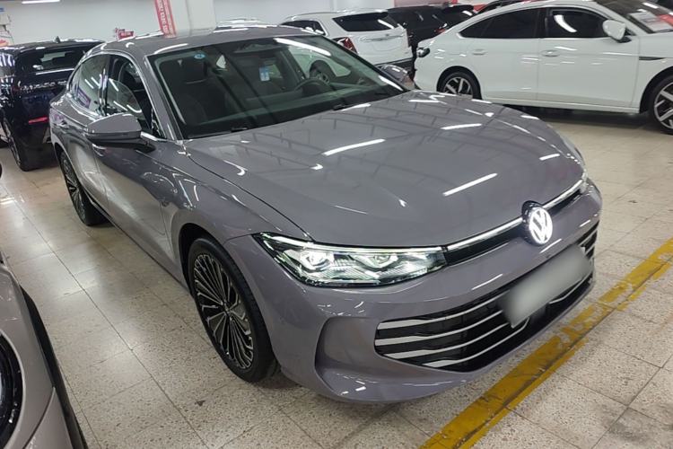 Used Volkswagen Passat 2025 Pro 380TSI Dragon Supreme Edition