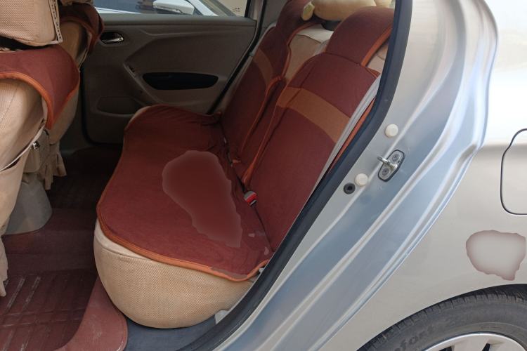 Used Citroen Elysee 2015 Zhishang Edition 1.6L Manual Fashion Model