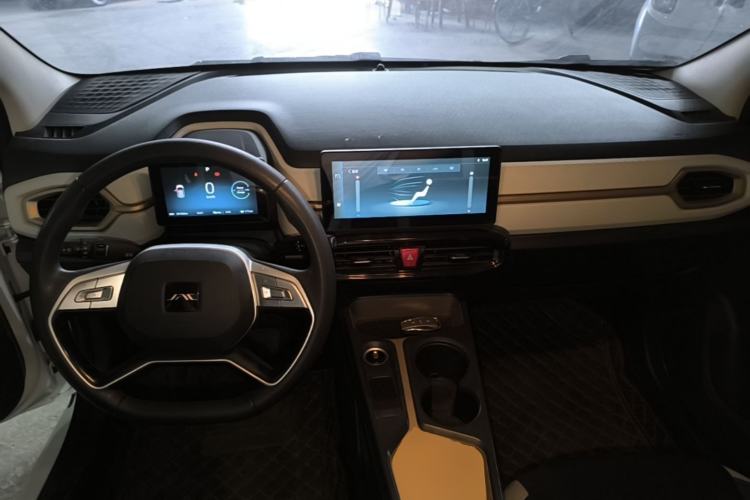 Used JAC Yiwei E10X 2024 Charming Edition 301km Lite
