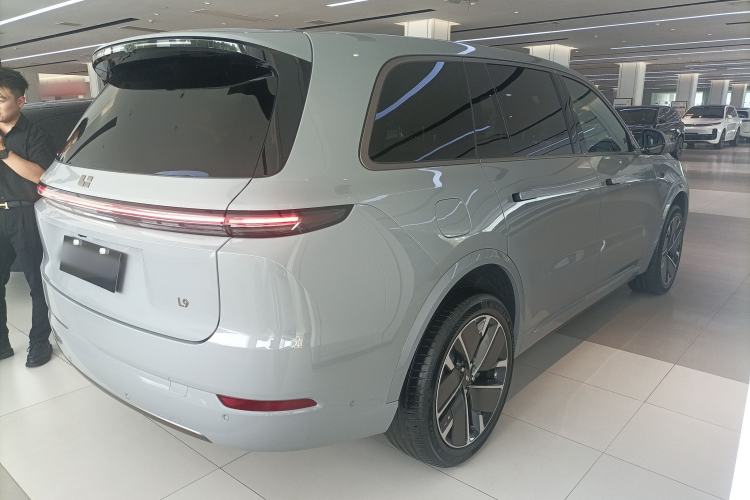 Used Li Auto L9 2025 Ultra Smart Refreshed Edition Rear Right 45 Deg