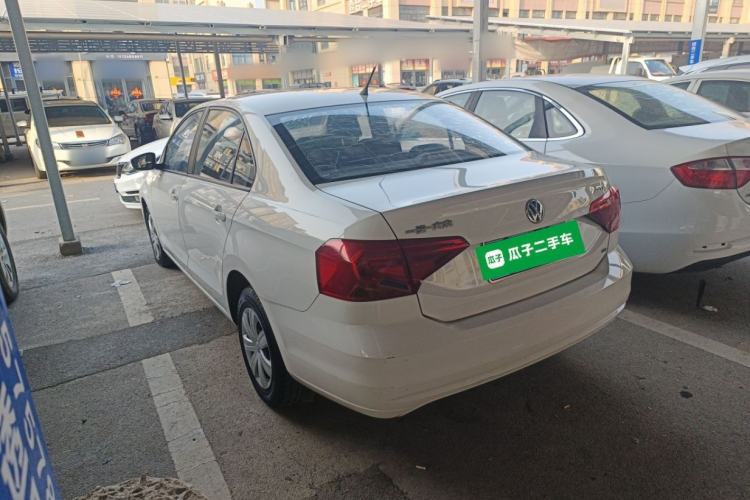 Used Volkswagen Jetta 2017 1.5L Manual Fashion Edition