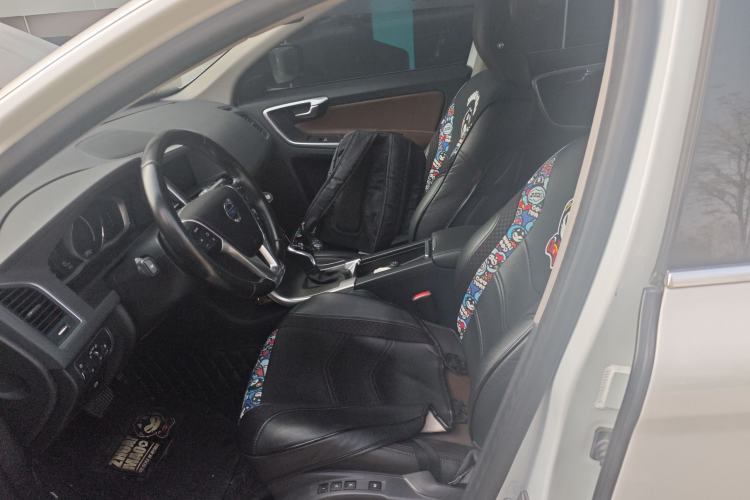 Used Volvo XC60 2015 T5 Smart Upgrade Model Left Front Seat