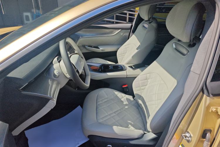 Used Qiyuan A07 2023 Range-Extended 200 Max
