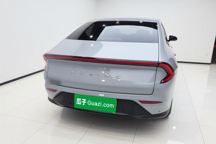 Used Wuling Xingguang 2024 Co-Creation Edition 510 Advanced Model Rear