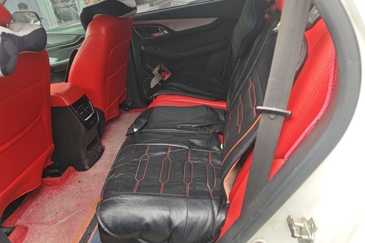 Used Baojun 560 2015 1.8L manual luxury version
