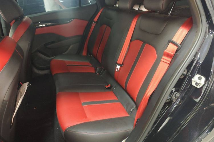 Used Dongfeng Aeolus Yixuan 2022 230T Automatic Adaptive-Beam Knight Edition
