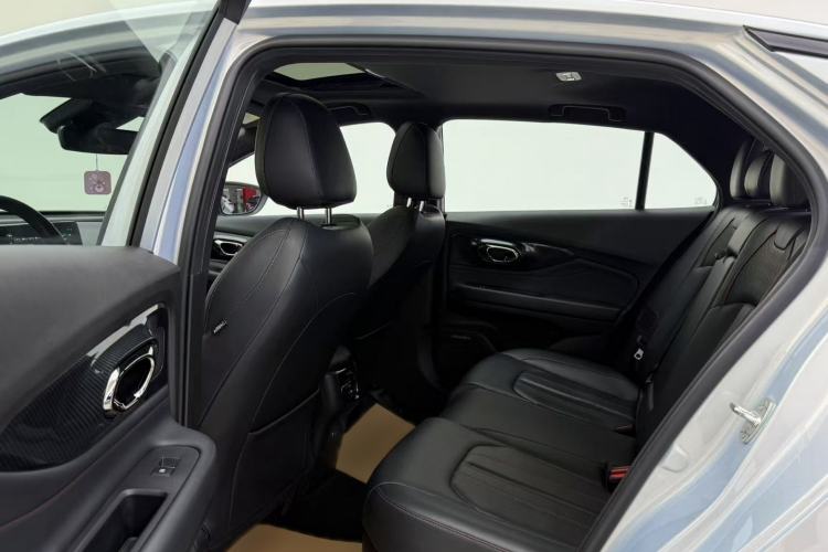 Used GAC Trumpchi EMPOW 2023 Shadow Leopard H Smart Hybrid Edition