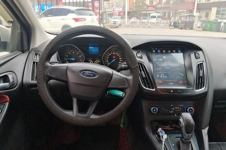 Used Ford Focus 2015 Hatchback 1.6L Automatic Comfort Model