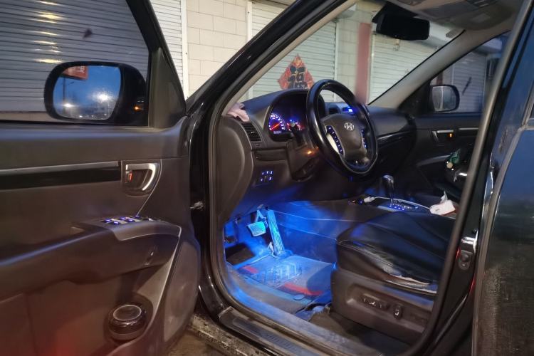 Used Hyundai Santa Fe Classic 2012 2.4 Comfort Edition 7-Seater Four-Wheel Drive