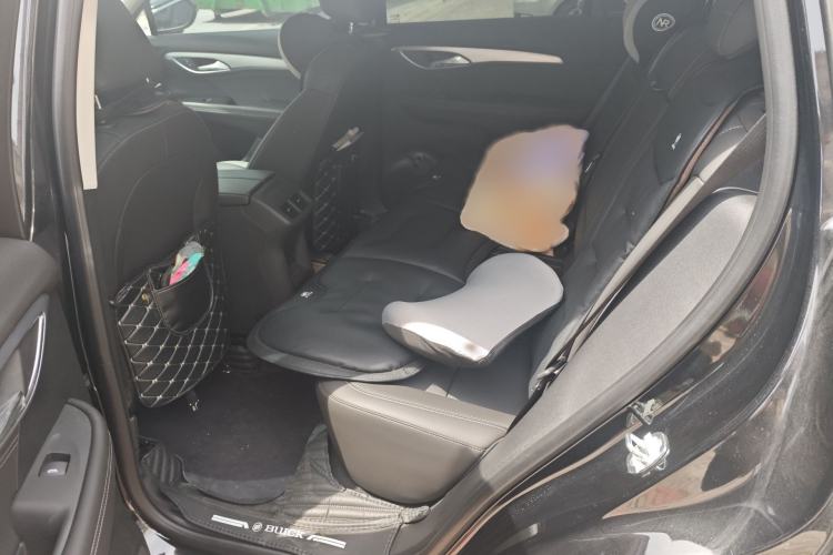 Used Buick Envision 2024 Encore Plus 28T Two-Wheel Drive Luxury Edition Interior 4