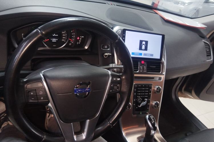 Used Volvo XC60 2015 T5 Smart Upgrade Model